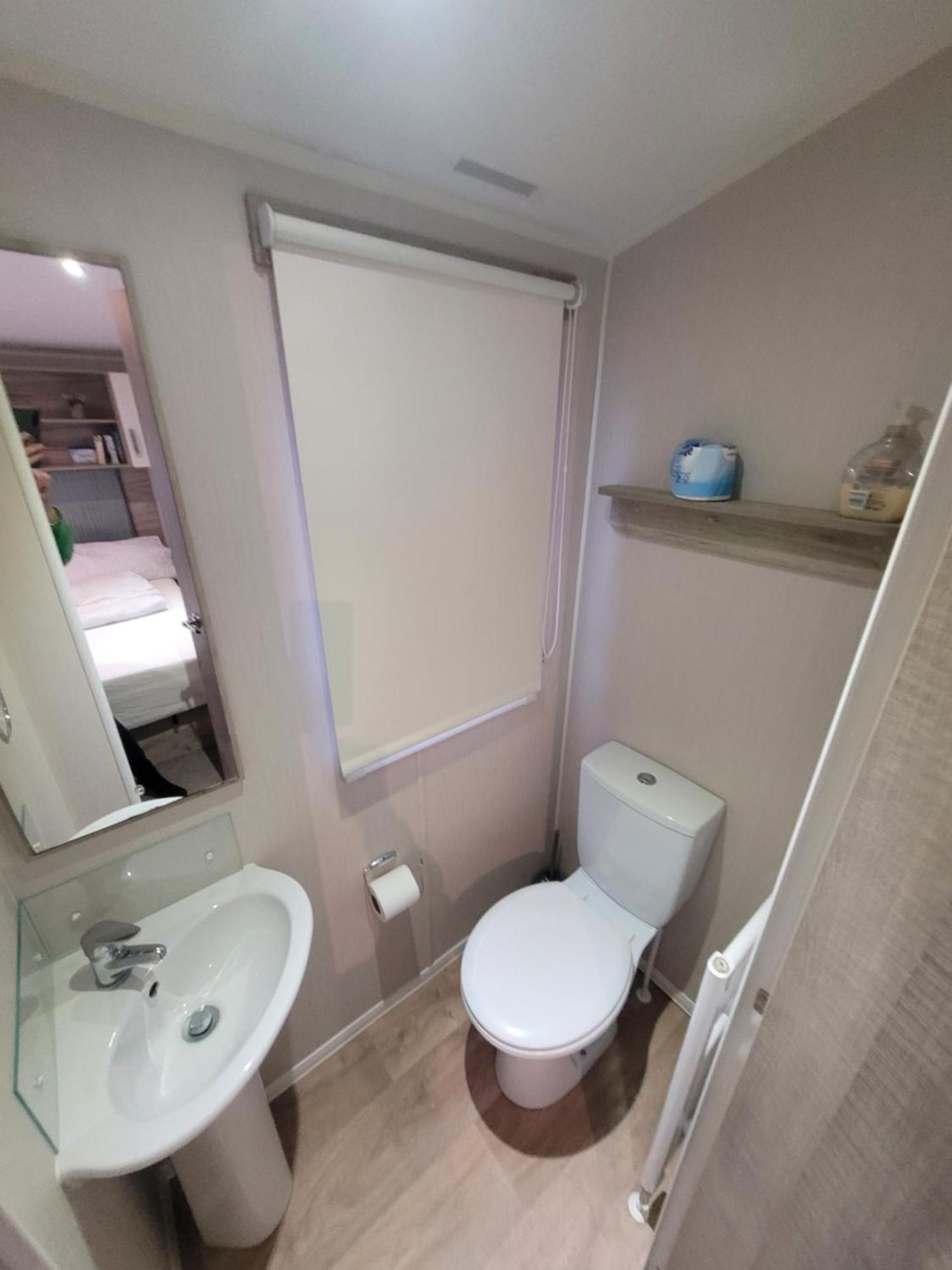 Berrow A22 Unity Beach Holiday Resort Unity Brean Sleeps 8 People 3 Bedrooms 1 Pet Stays Free מראה חיצוני תמונה