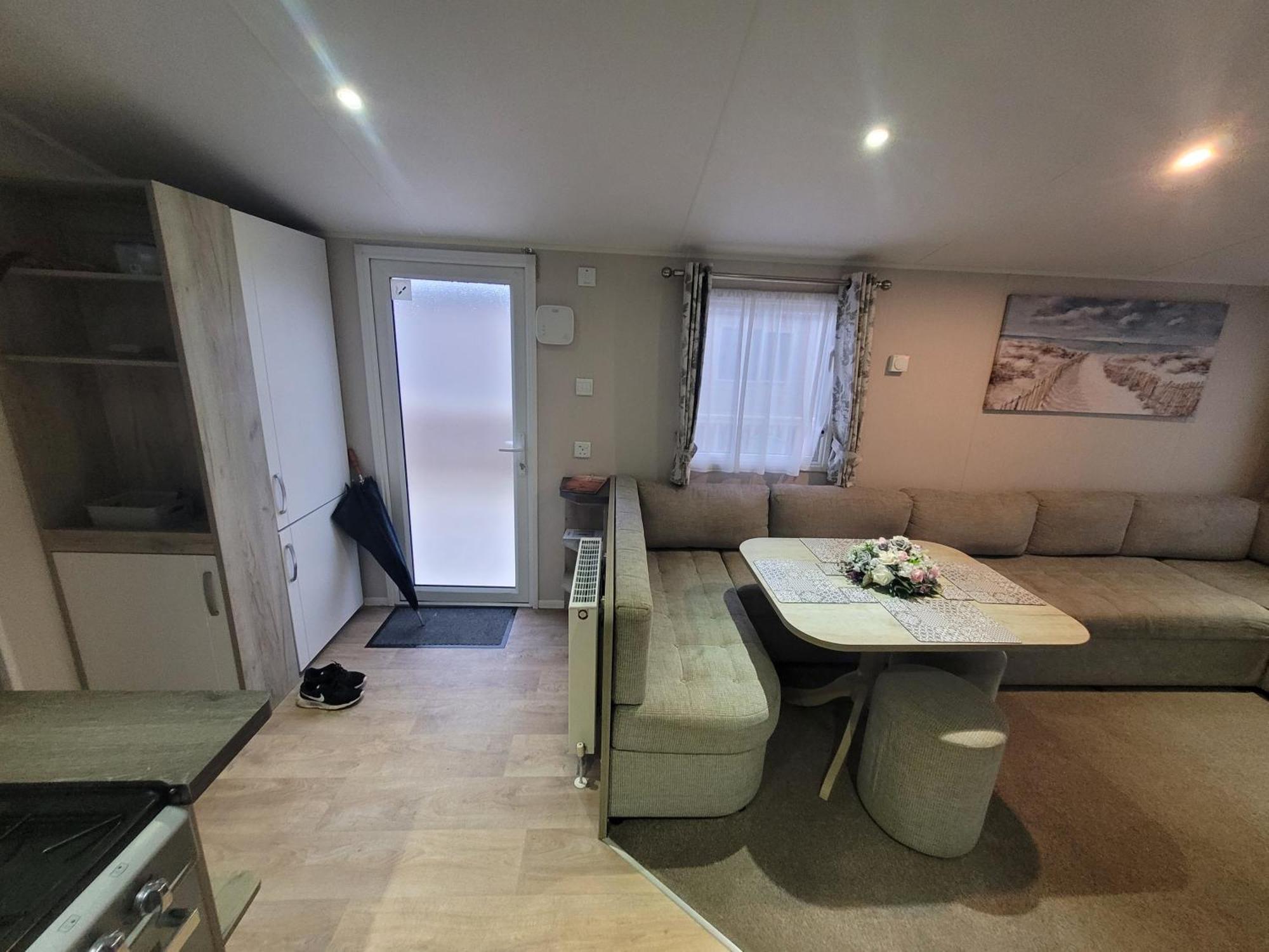 Berrow A22 Unity Beach Holiday Resort Unity Brean Sleeps 8 People 3 Bedrooms 1 Pet Stays Free מראה חיצוני תמונה